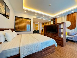 Central Apartment Balcony Beachfront FLC Sea Tower Quy Nhon