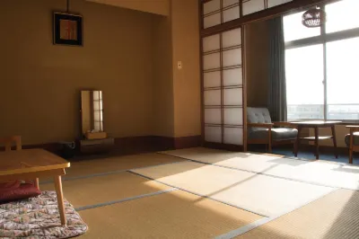 Nozaru Onsen Hostel Hotel di 