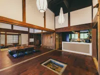 Kominakayado Loof Seinoie