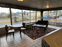 Inn at the Convention Center - parcheggio