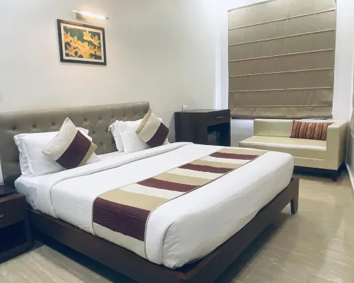 HOTEL AJMER REGENCY โรงแรมใกล้แยกอัจเมอร์จังก์ชั่น