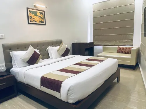 HOTEL AJMER REGENCY - Kitchens