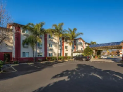 Super 8 by Wyndham Gilroy Hoteles en Gilroy