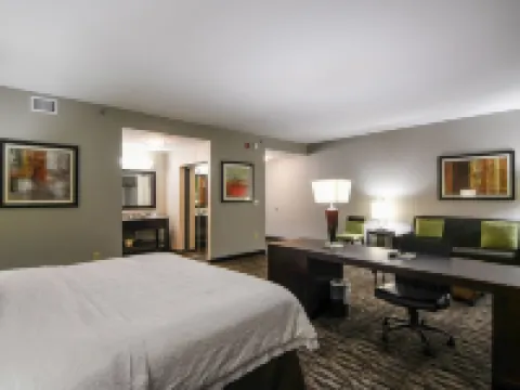 ハンプトン イン フォーリー フォーリーのホテル