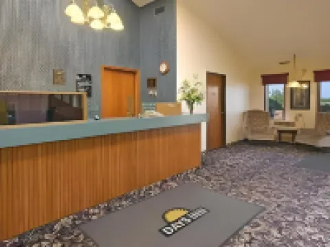 Days Inn by Wyndham Monticello Hotels in Wright County