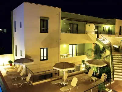 Athina Beach Hotel