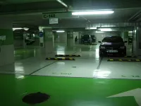金皮羅斯酒店 - 停車場