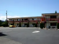 Skylite Motel Hôtels à proximité de : Parksville Museum & Archives