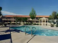 Applegate Inn