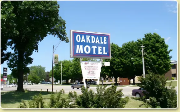 Oakdale Motel