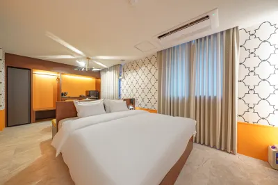 Yongin Hotel Pretty Petit Hotels in Yongin-si