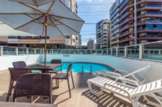 โรงแรมคอสตามาร์พอนตาเวร์เด