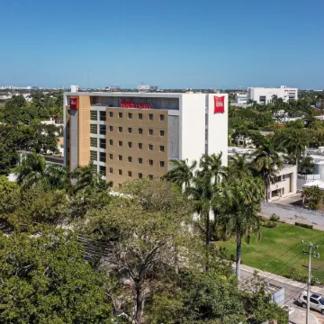 Ibis Merida