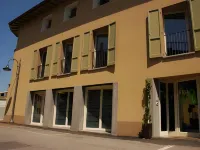 Stile Libero Hotels in Grassobbio