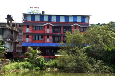 Hotel Shaurya Hotels in Бамболим