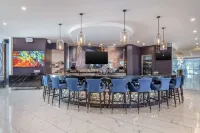 Cambria Hotel Waco University Riverfront - bar