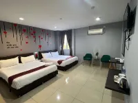 Nah Hotel Hotels in Kempas
