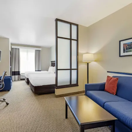 Comfort Suites