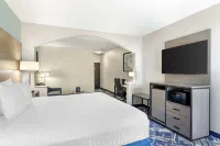Best Western Plus Savannah Airport Inn  Suites