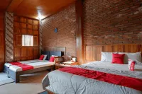 RedDoorz Syariah at Harmoni Near Alun Alun Kudus - 2-Star
