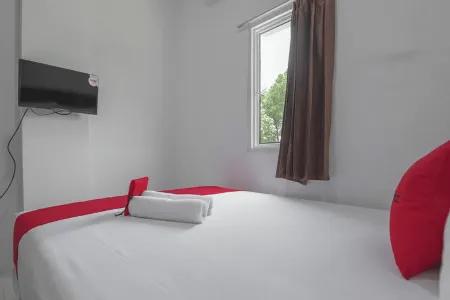 Cattail Guest House Отели в г. Bansir Laut