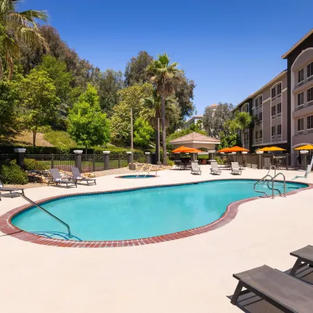 La Quinta Inn & Suites by Wyndham Santa Clarita - Valencia