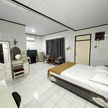 Sumber Ria Hotel