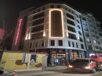 Pars Palas Hotel Hotels near Cadde Petshop