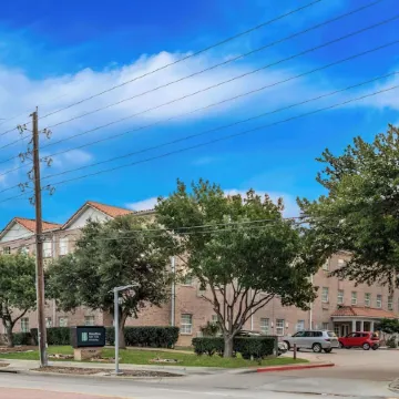 Hawthorn Suites by Wyndham Addison Galleria