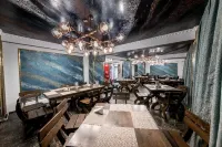 Suru Hotel & Restaurant Hotels in Буштень