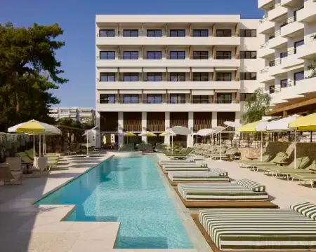 Ace Hotel and Swim Club Athens グリファダのホテル