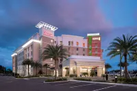 Hampton Inn & Suites Cape Canaveral Cruise Port Hôtels à : Cape Canaveral
