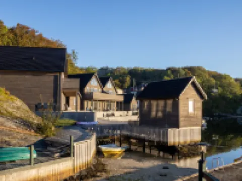 Lange Hotels in Bomlo