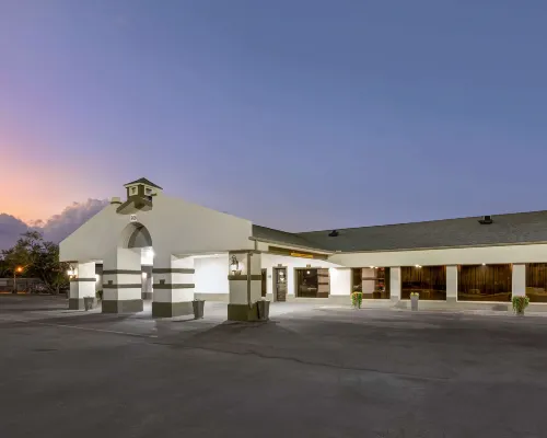 Best Western Post Oak Inn Hotels in Burnet