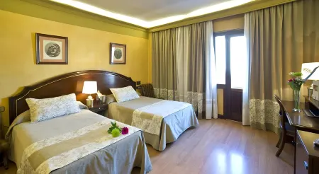 Princesa Ana Отели в г. Гранада