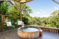 Spicers Tamarind Retreat - Hot Tub