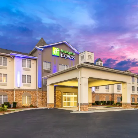 Holiday Inn Express Savannah Airport, an IHG Hotel