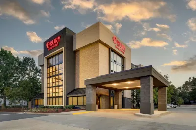 Drury Inn & Suites Charlotte University Place Các khách sạn gần University of North Carolina at Charlotte