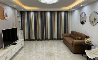 Danjie Homestay (Housheng Street)