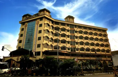 Madani Hotel Medan Hotel dekat Pasar Swalayan Maju Bersama Letda Sujono