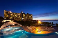 Renaissance Okinawa Resort - Pools