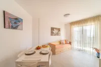 Colourful and lively apartment in Lignano