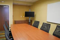 Fairfield Inn & Suites Canton South