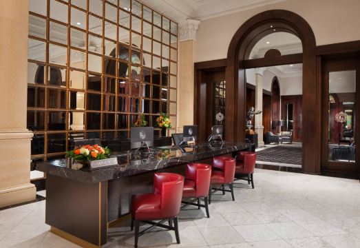 더 US 그랜트 로비