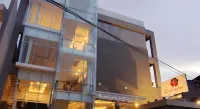 Raffleshom Hotel - parking