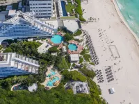 パーク ロイヤル ビーチ リゾート カンクン インタラクティブ水族館周辺のホテル