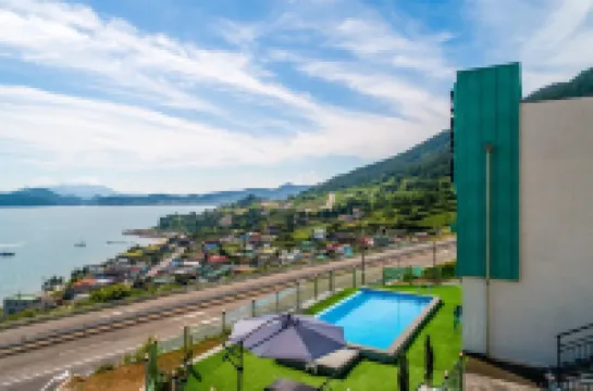 Yeosu View 21 Pension