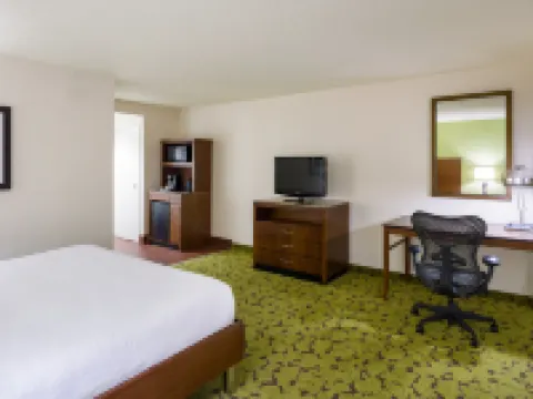 Hilton Garden Inn Edison/Raritan Center Hotels in Edison