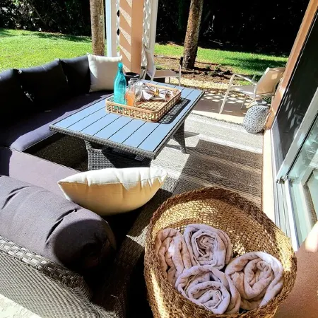 POSHPADZ Presents Coco Villa -2 Patios-Ground Floor-Walk to Jupiter Beach