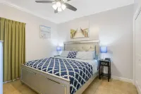 Beautiful condo at Boardwalk Beach Resort with a restaurant & heated pool